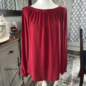 LOFT Ballet/Boatneck Long Sleeve Blouse
Size Large. Beautiful color.